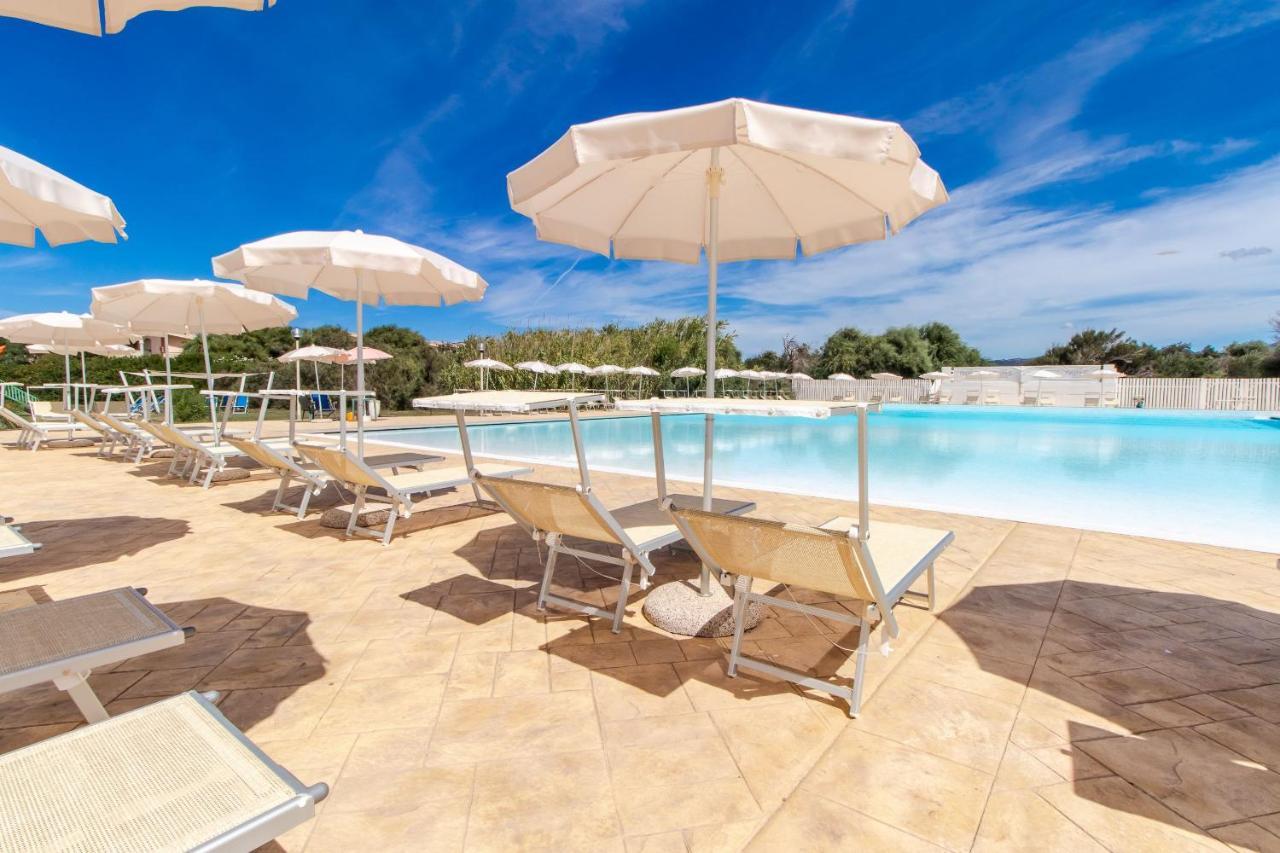 Mimose Beach Village Badesi Extérieur photo