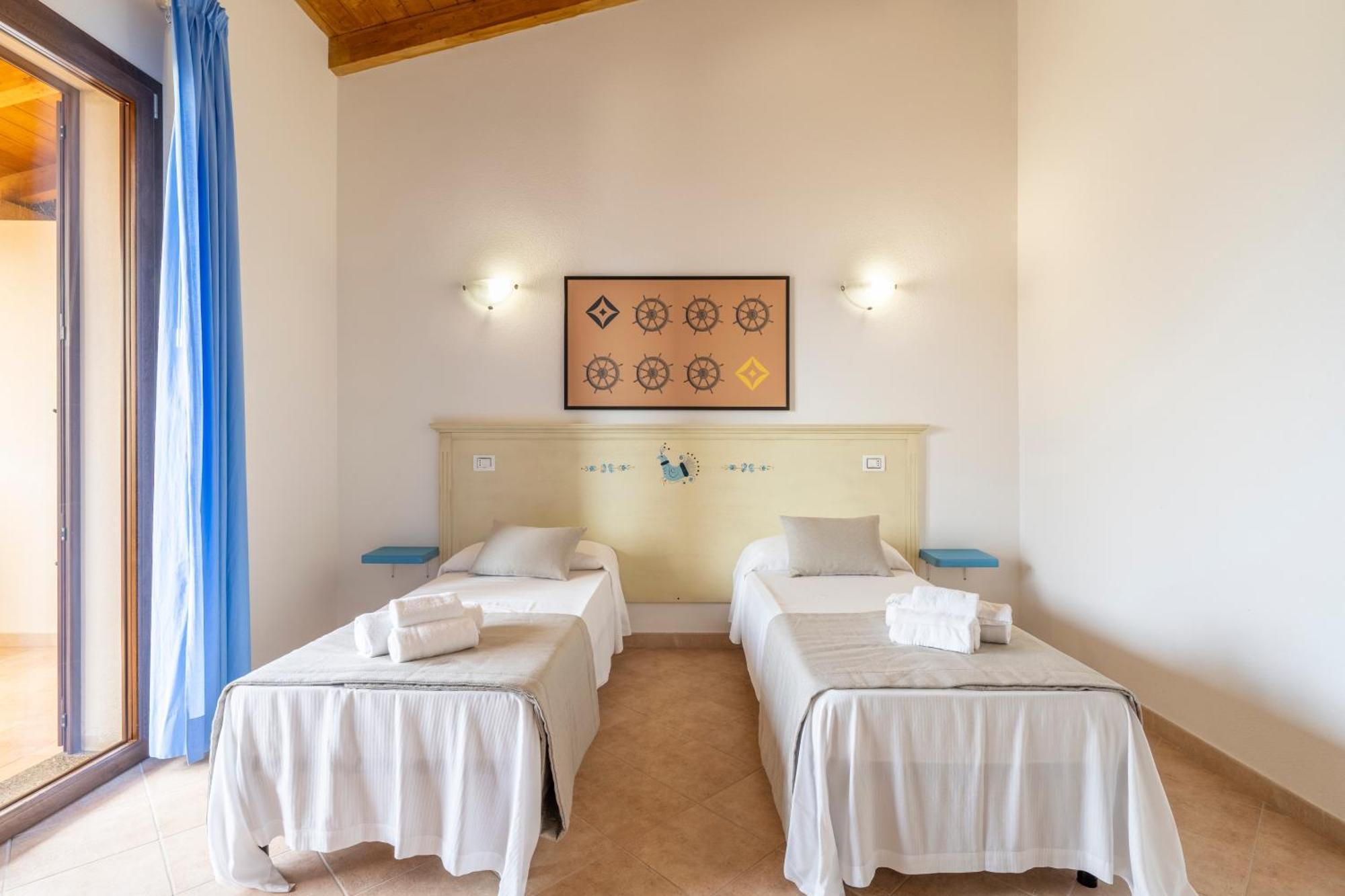 Mimose Beach Village Badesi Extérieur photo