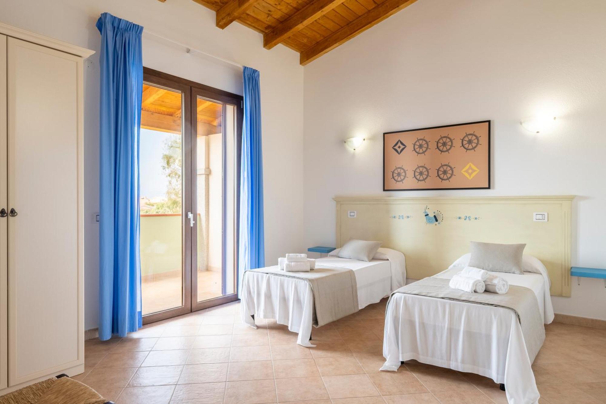 Mimose Beach Village Badesi Extérieur photo